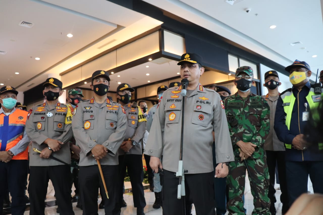 Wakapolri Tinjau Pengamanan Nataru di Pelabuhan Merak