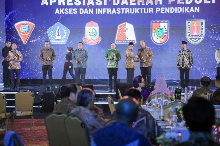 Pekanbaru Raih Penghargaan KompasTV atas Kepedulian Akses dan Infrastruktur Pendidikan
