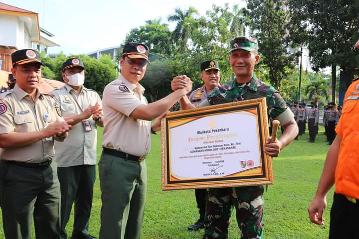 Pj Wali Kota Pimpin Apel Tanggap Bencana dan Pencanagan Pekanbaru Bebas Sampah