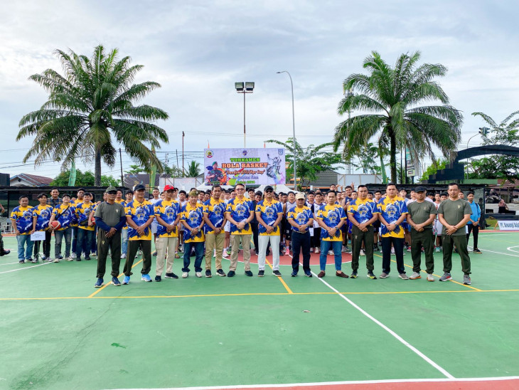 Meriahkan HUT TNI kr-79, Kodim 0313/KPR Gelar Kejuaraan Basket Antar Pelajar