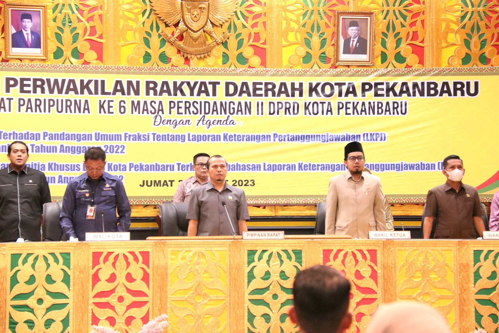 Pemko Pekanbaru Sampaikan LKPJ Penyelesaian Infrastruktur di DPRD Pekanbaru