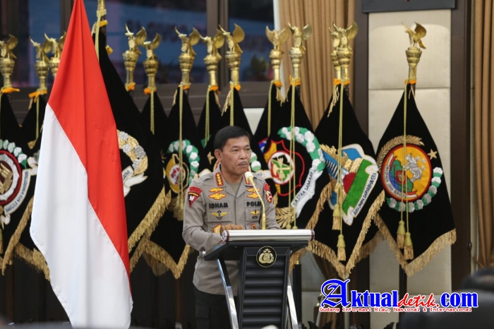 Kapolri Beri Pengarahan Pati Dan Kombes Yang Tugas Di Luar Struktur