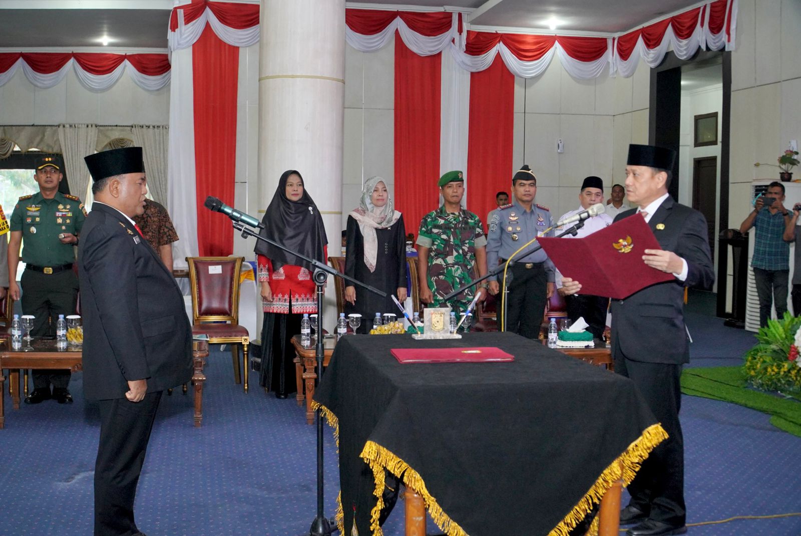 Hambali Lantik Yusri Sebagai PJ Sekda Kampar