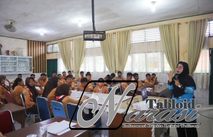 PGRI dan SMPN 1 Pangkalan Kerinci Adakan Layanan Konseling, Fatriani Menjadi Narasumber