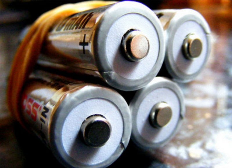 Simpan Baterai di Freezer Mampu Perpanjang Dayanya