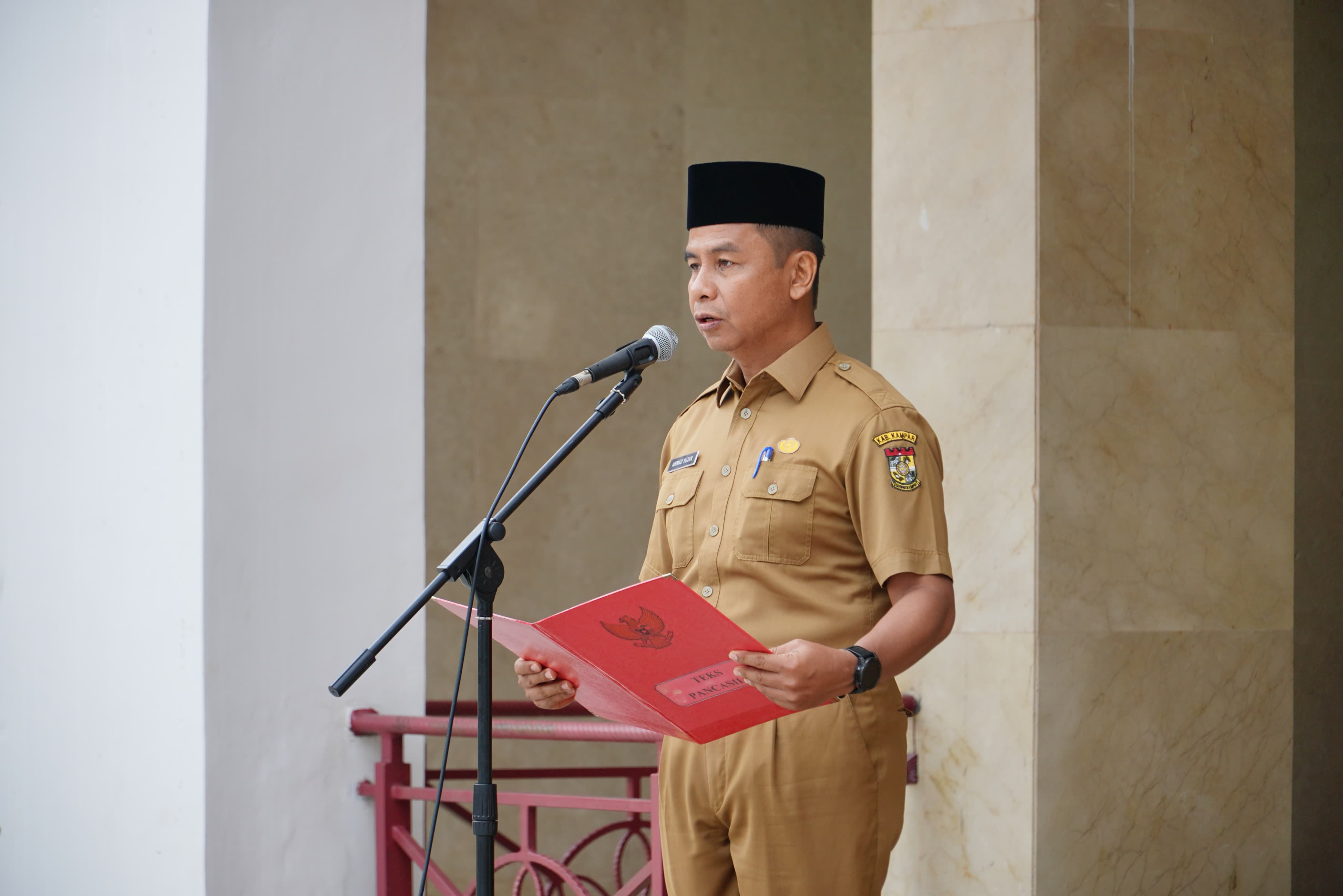Pj Sekda Kampar Pimpin Apel Gabungan ASN, dan THL, ini Pesannya