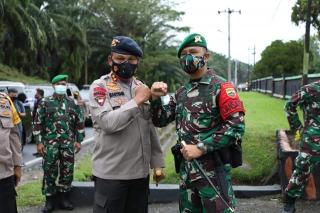 Kapoldasu dan Pangdam I/BB Kunjungi Batalyon Infanteri-122/TS