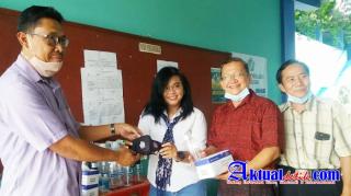 IMARS Serahkan Bantuan Sarprokes pada SMA Ronggolawe Semarang