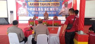 Kapolda Sumut Irjen.Pol Drs Martuani Sormin Memimpin Confrensi Pers Akhir Tahun