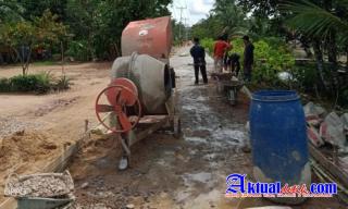 Diduga Ada Perbuatan Korupsi, Warga Permasalahkan Pembangunan Jalan Rabat Beton