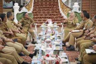 Satgas PKH Patok Sejumlah Tanah di Bengkalis. Bupati Kasmarni Cari Solusi Minta Camat Redam Konflik