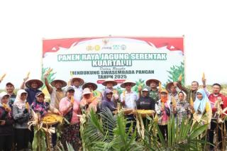 Program Swasembada Pangan 2025, PT Musim Mas Gelar Panen Raya Jagung