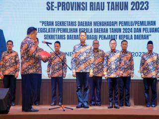 Sekda Kampar di Kukuhkan Sebagai Pengurus Forsesdasi Komwil Riau Tahun 2023