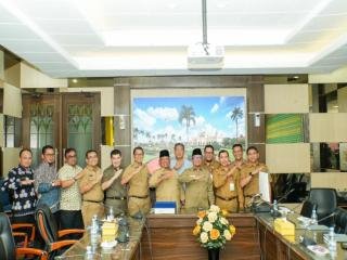 Pj Sekda Kampar Bersilaturrahmi ke Kabupaten Siak