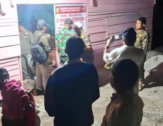 Dinilai Meresahkan, Warung Remang-Remang di Siak Hulu Kampar Ditutup SatPol PP