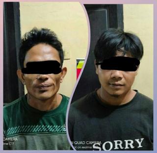 Polisi Ciduk 2 Tersangka Pembongkar Kios Ponsel