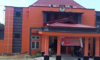 Sisa Surat Suara Akan Dimusnahkan KPUD Halsel