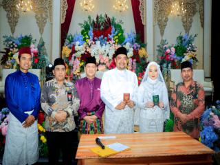 Bersama Ustadz Abdul Somad, Pj Bupati Kampar Hadiri Akad Nikah Tengku Dedy Ardiansyah dengan Glien Exsel Julio Marshanda